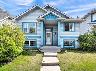 21 N Erin Meadow Mnr SE, Calgary, AB T2B3P6