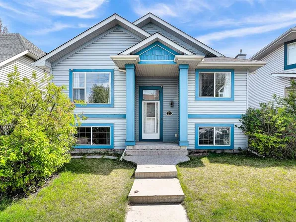 21 N Erin Meadow Mnr SE, Calgary, AB T2B 3P6