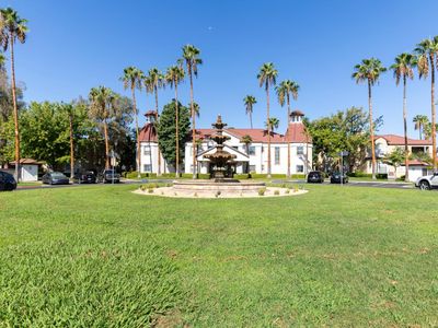 8147 N Cedar Ave APT 211, Fresno, CA, 93720
