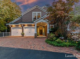 8910 Beech Ridge Dr, Montague, MI 49437