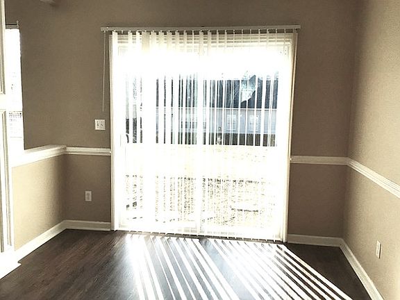 5th image of 5 Hessell Ct