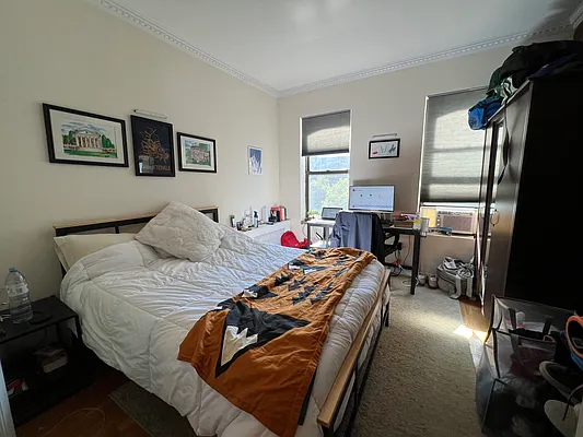 Rented by AZ REALTY NYC LLC | media 11