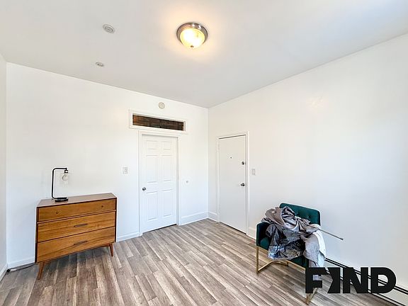 4th image of 313 E 28th St #1