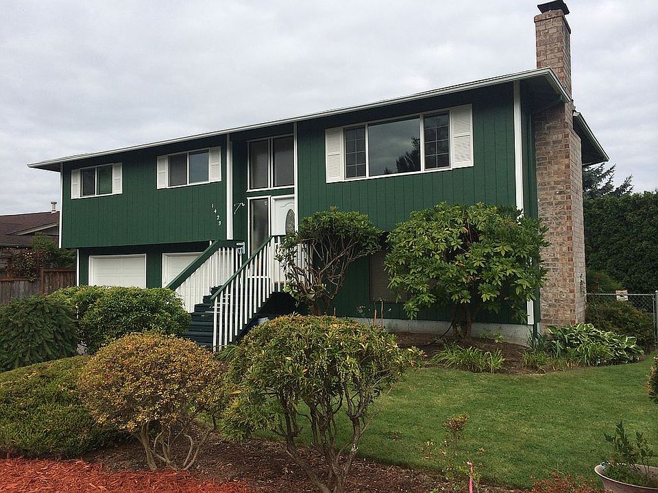 1st image of 1423 Riverview Dr NE