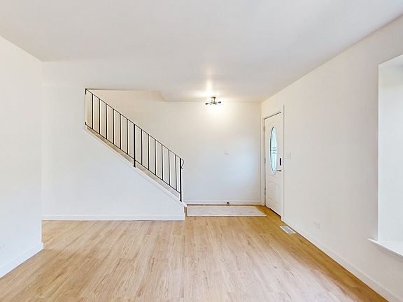 3rd image of 4593 Provincetown Dr