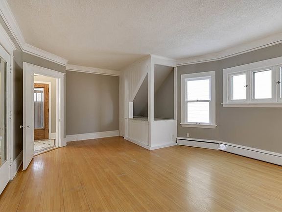 5th image of 1206 Adams St NE APT 1