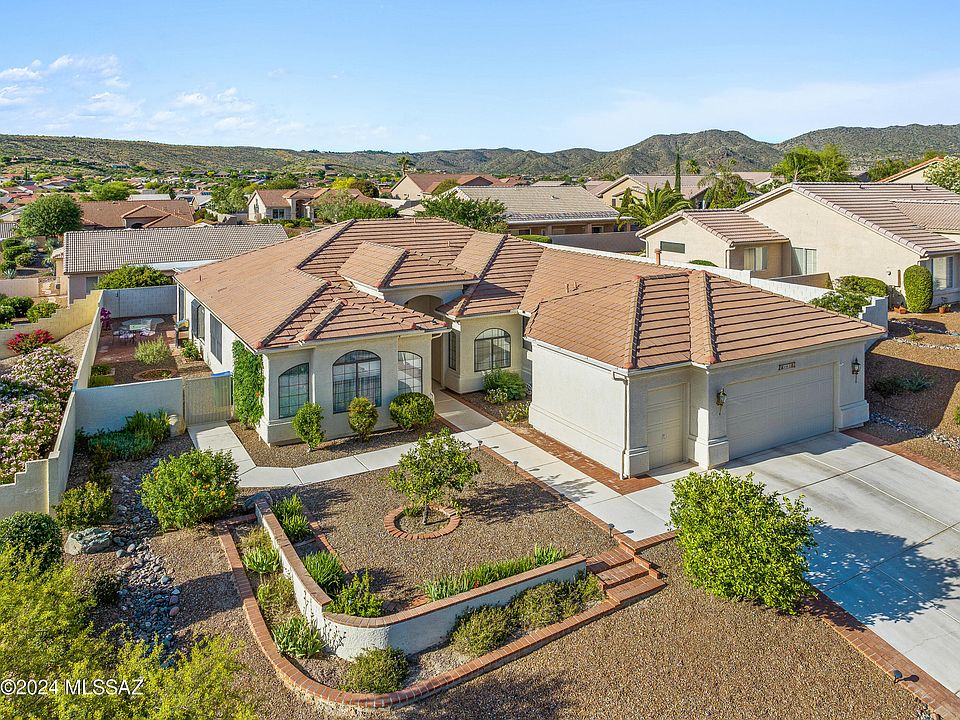 1st image of 65818 E Rocky Path Dr