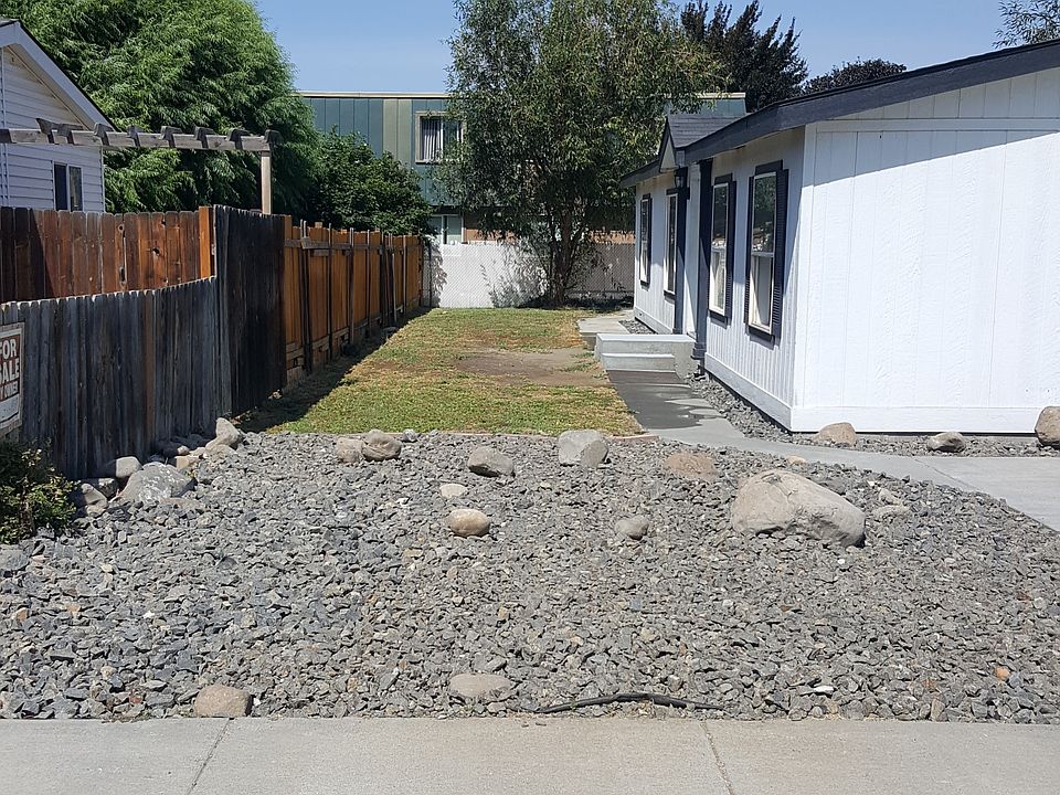 1st image of 4714 W Hood Ave