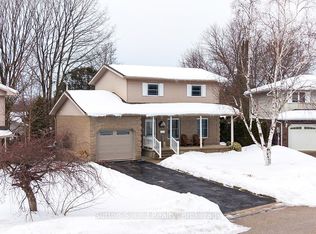 468 8th Ave E, Owen Sound, ON N4K6S8