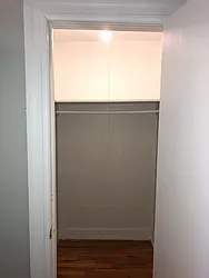 Rented by Realty 2000 Associates Ltd