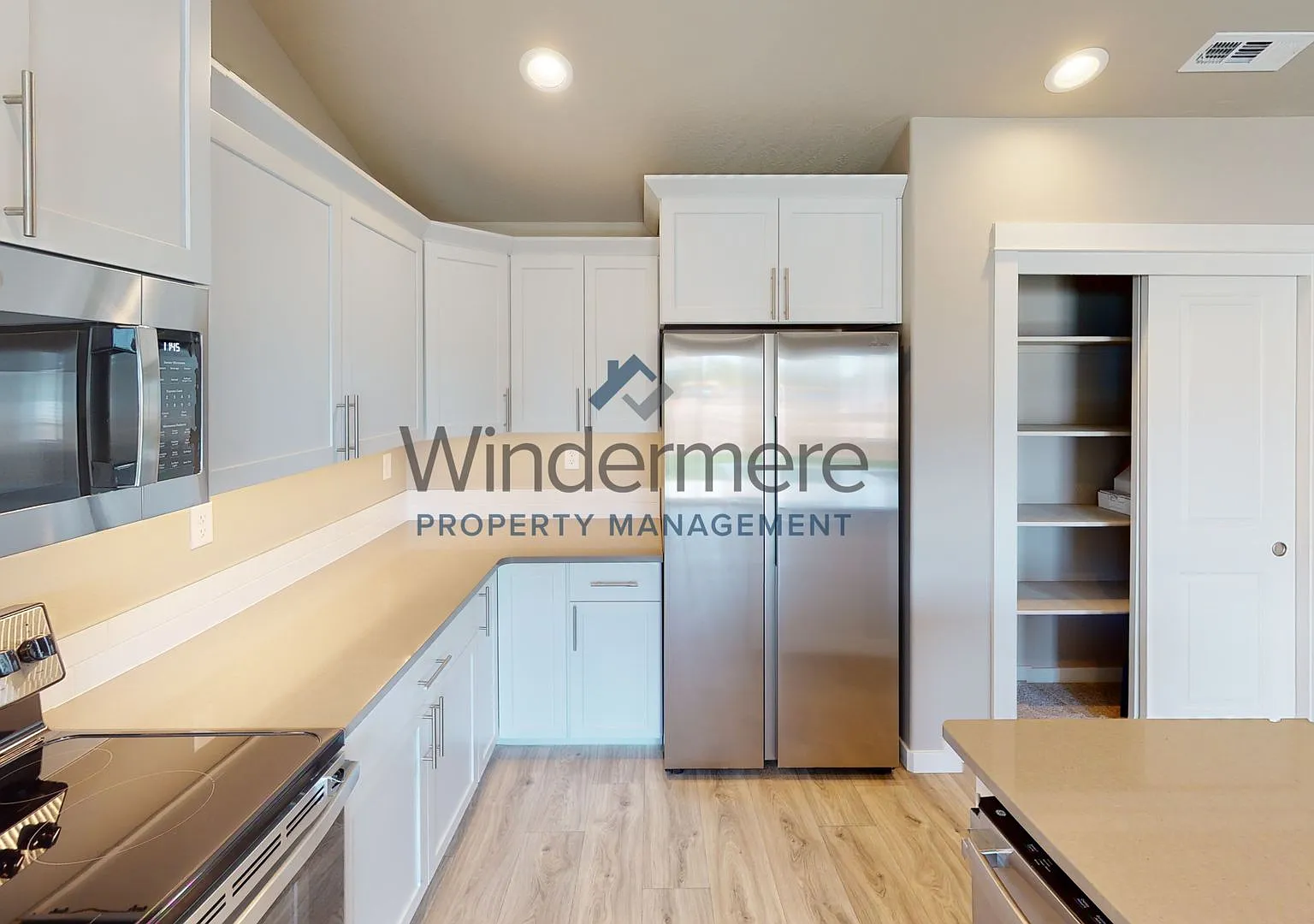 1493 Theresa Ave — Photo 3