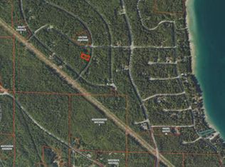 Sunaqua Dr, Presque Isle, MI