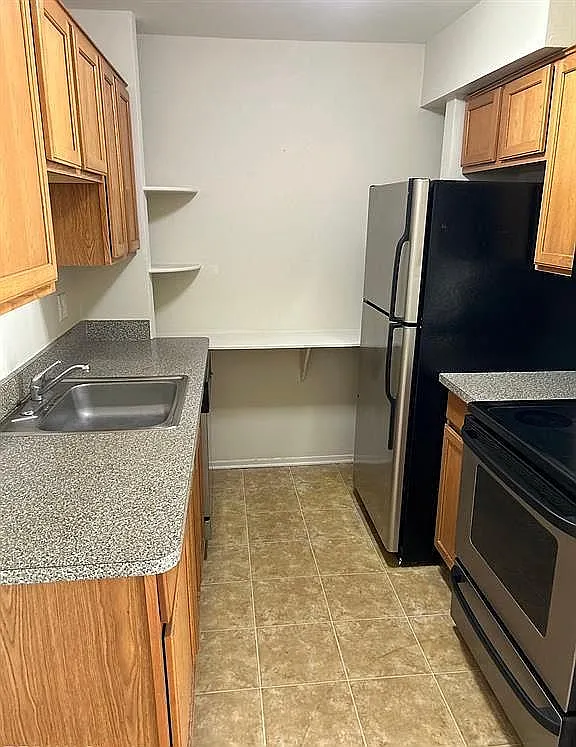 2 bed, 816 sqft, $1,399 — Photo 3