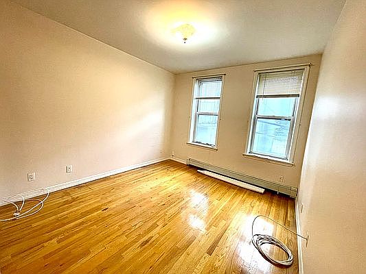3rd image of 21-15 37th St #2