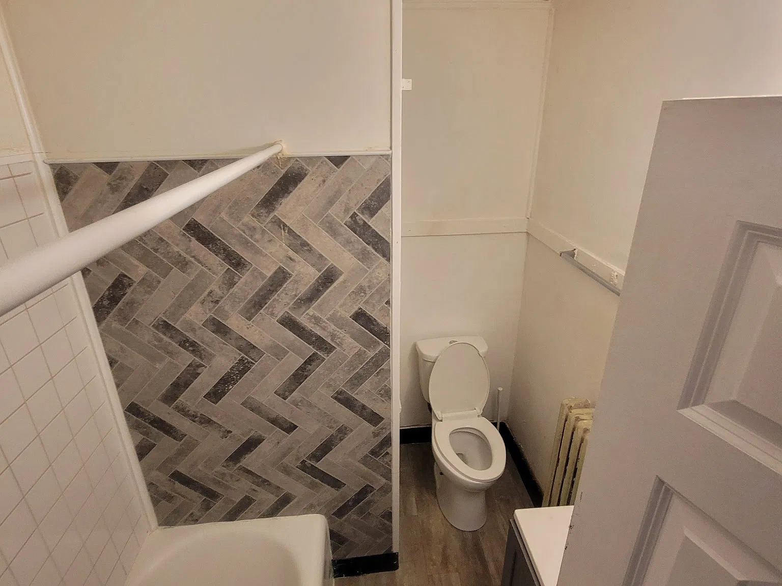 1 bed, $785 — Photo 1