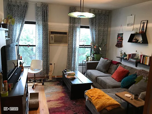 Rented by Citi Habitats | media 21