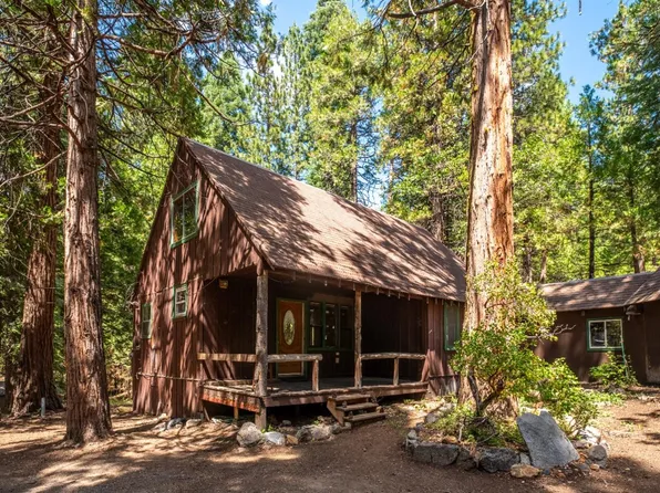 135 Boards Crossing Rd, Arnold, CA 95223