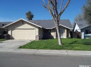 1109 Raymond Dr, Modesto, CA 95351
