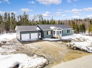 44 Angel Cir, Augusta, ME 04330