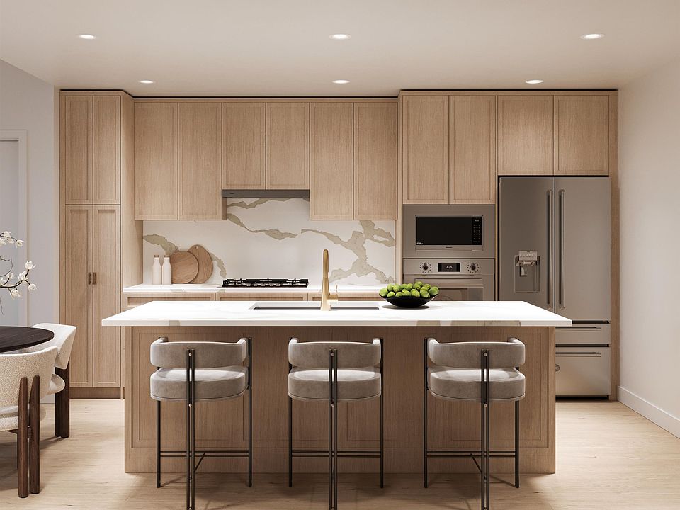 1st image of 4451 Hastings St #305