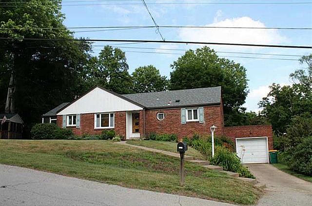 1st image of 326 Canterbury Dr