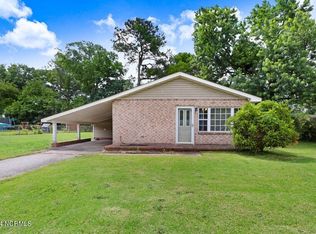 113 Fox Dr, Dudley, NC 28333