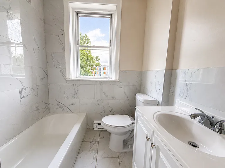 6900 Cedar Park Ave #3 — Photo 14