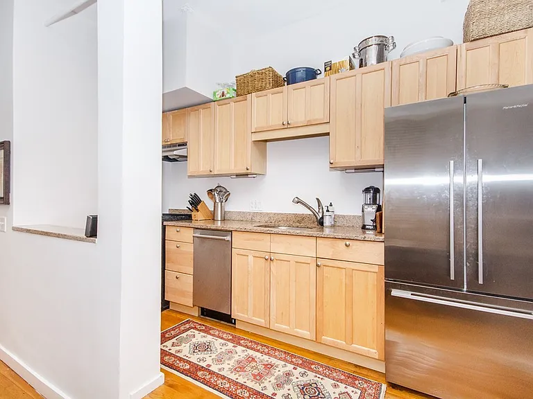 29 Fayette St #12 — Photo 4