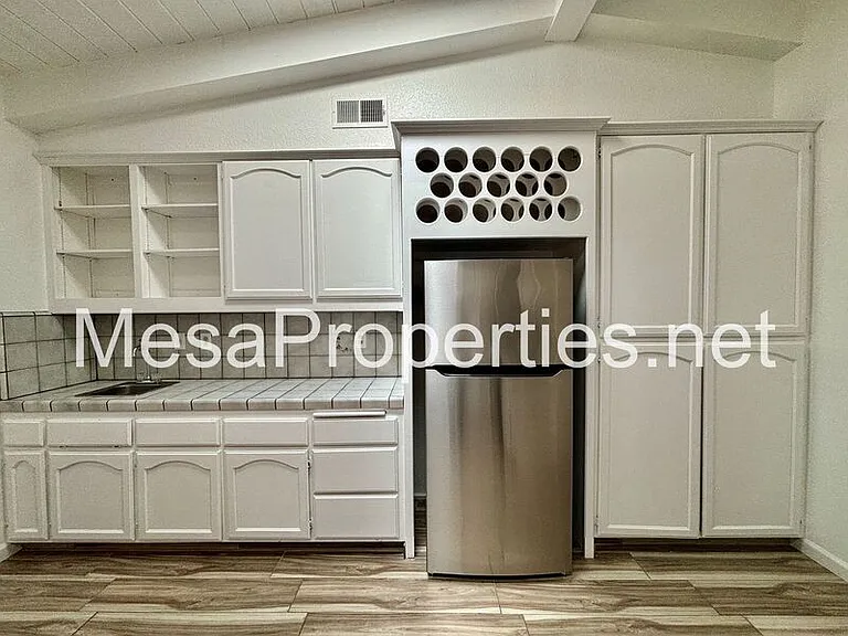 15717 Bear Valley Rd — Photo 11