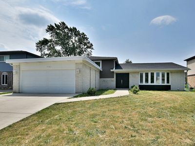 7701 Lake St, Morton Grove, IL, 60053