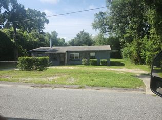 2909 Buddys Ln, Pensacola, FL 32505