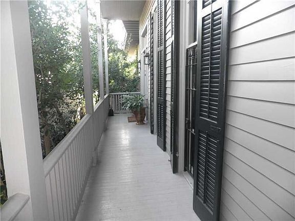 5th image of 1119 Delachaise St