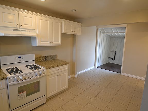 5th image of 6565 Raymond Ave