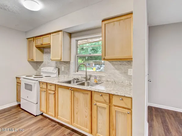 3302 DIGNAN Street, Jacksonville, FL 32254