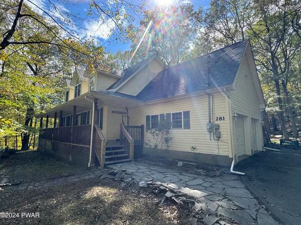 281 Water Forest Dr, Dingmans Ferry, PA 18328