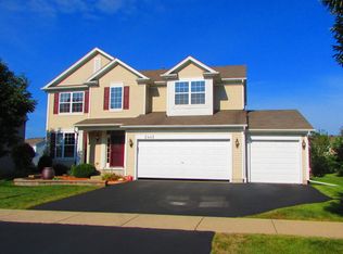 2445 Sir Barton Ln, Montgomery, IL 60538