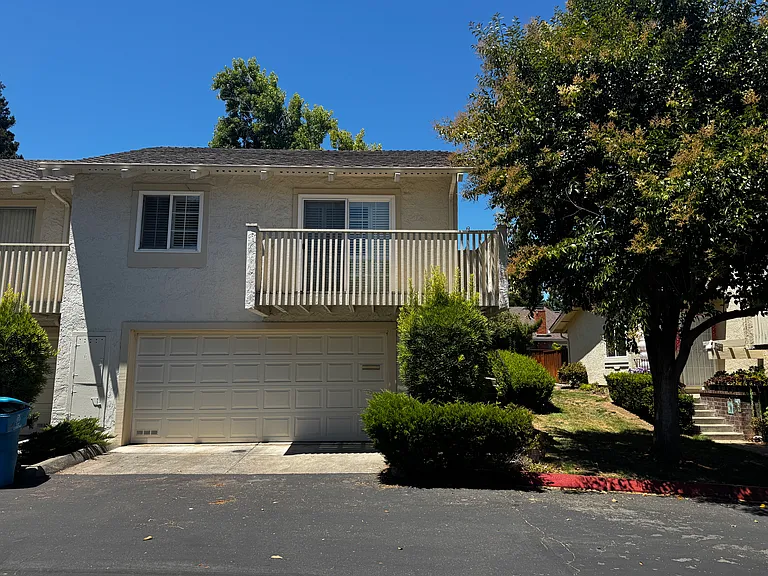 10953 Northsky Sq — Photo 39