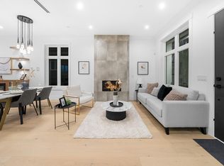 4990 Sherbrooke St, Vancouver, BC V5W 3M2