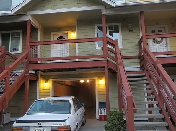 4043 Eliza Ave APT 102, Bellingham, WA 98226