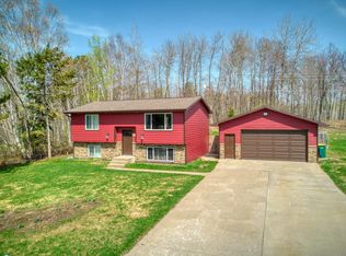 203 NE 20th St, Grand Rapids, MN 55744
