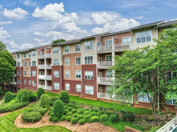 1000 E Woodlawn Rd APT 116, Charlotte, NC 28209