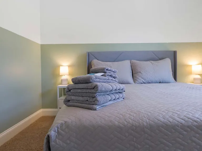 8425 Hobhouse Cir — Photo 38