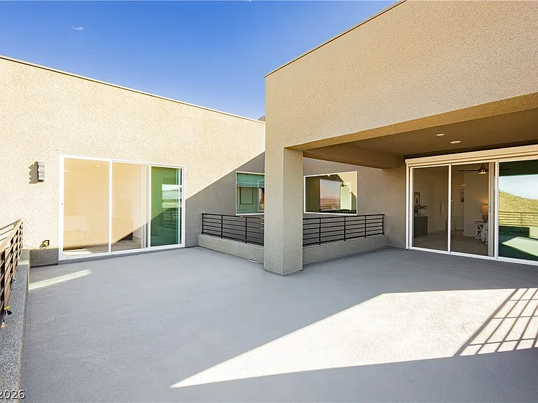 322 Natoire Ct — Photo 44