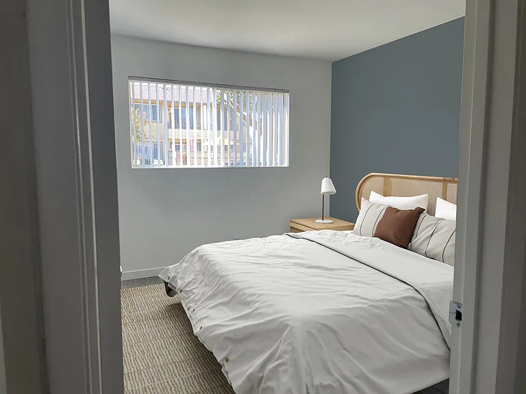 Maplewood Apartments — Photo 6