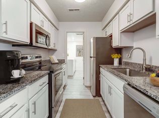 Winfield Commons, Westlake, OH 44145