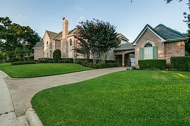1st image of 310 Augusta Ct