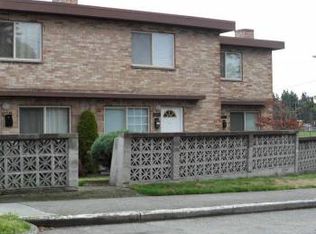 9202 Ashworth Ave N, Seattle, WA 98103
