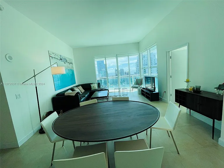 951 Brickell Ave #4211 — Photo 7