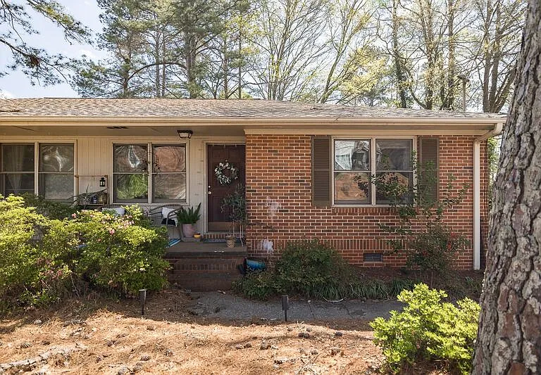 2227 S Milledge Ave — Photo 1