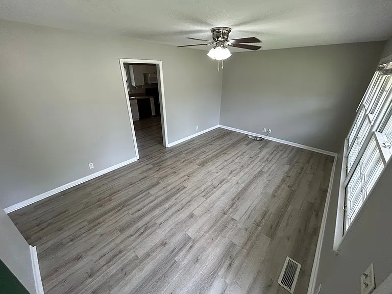 6022 Belgrade Dr NW — Photo 3